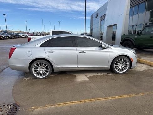 Used 2016 Cadillac XTS Platinum image 7