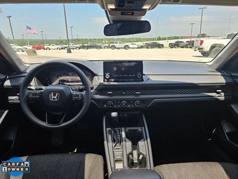 Used 2025 Honda Accord SE image 27