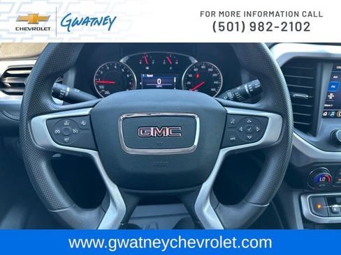 Used 2021 GMC Acadia SLE w/ Driver Convenience Package FWD image 16