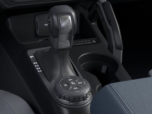 New 2024 Ford Bronco Outer Banks w/ Sasquatch Package image 17