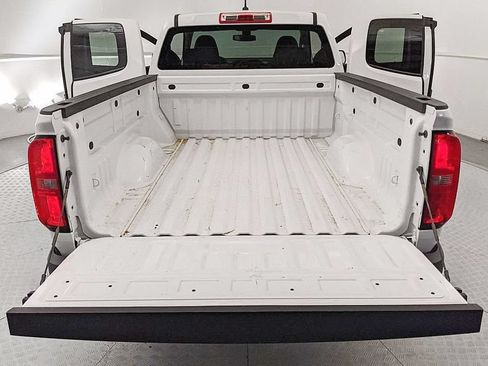 Used 2018 Chevrolet Colorado W/T w/ WT Convenience Package AWD/4WD image 19