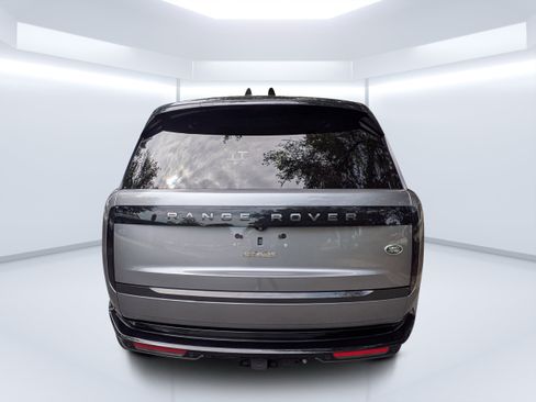 Used 2023 Land Rover Range Rover SE AWD/4WD image 4