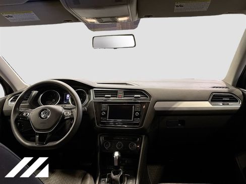 Used 2018 Volkswagen Tiguan S w/ 3rd Row Seat Package AWD/4WD image 30