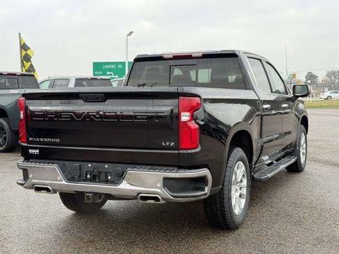 Used 2022 Chevrolet Silverado 1500 LTZ image 5
