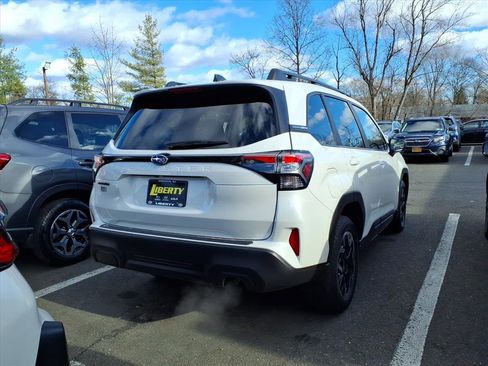 Certified 2025 Subaru Forester Premium image 5