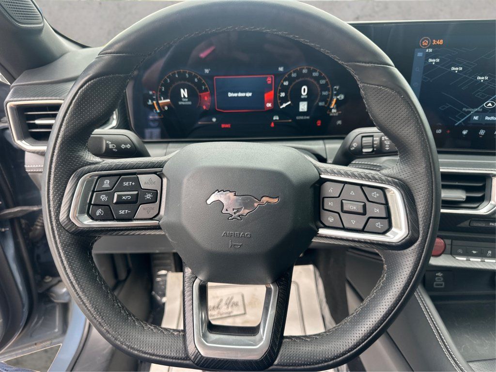 Used 2025 Ford Mustang GT Premium RWD image 27