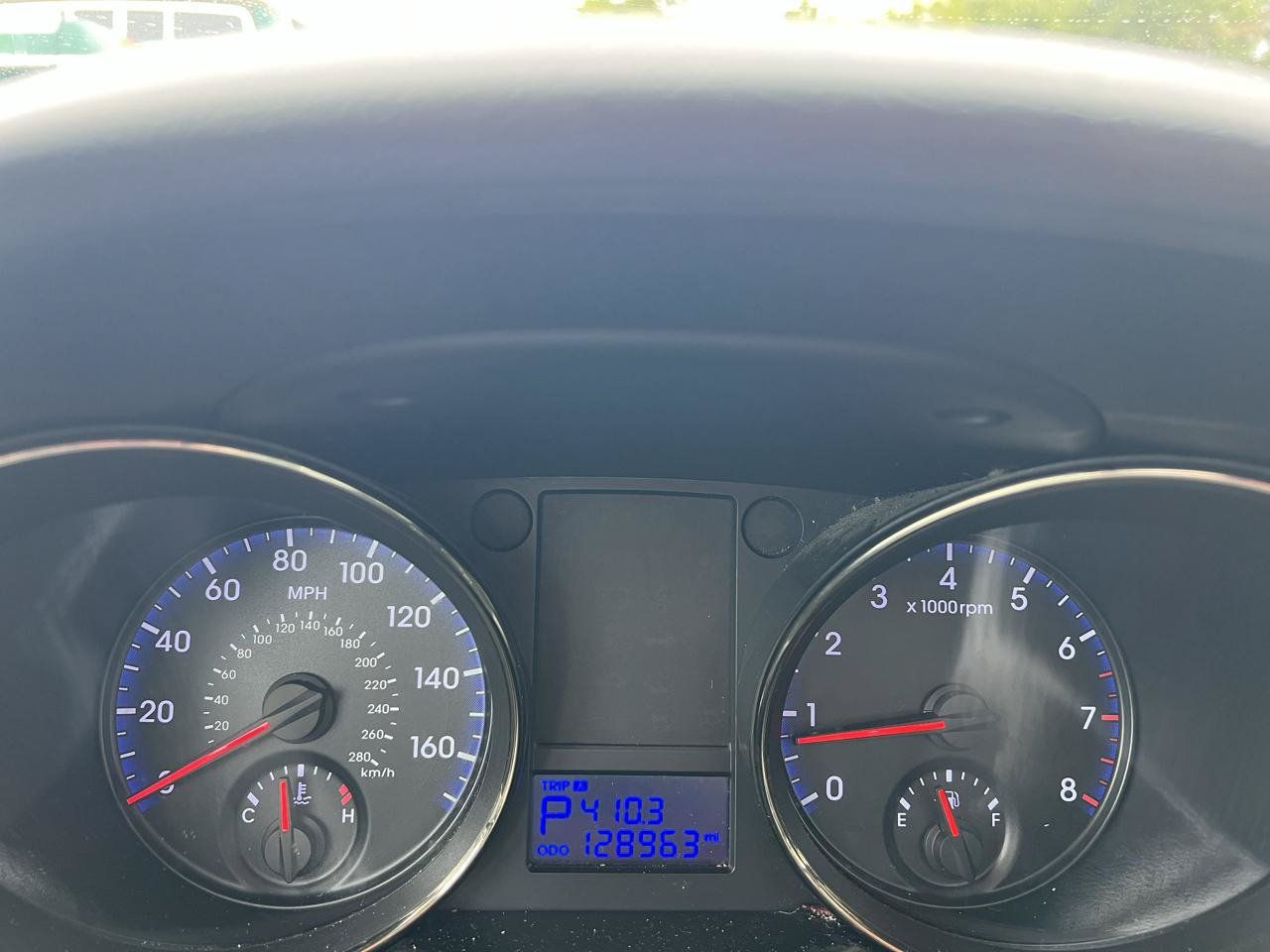 Used 2011 Hyundai Genesis 3.8 RWD image 13