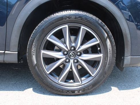 Used 2018 MAZDA CX-5 Touring w/ Preferred Equipment Package AWD/4WD image 36