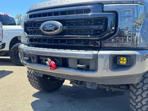 Used 2022 Ford F350 XLT w/ Black Appearance Package AWD/4WD image 17