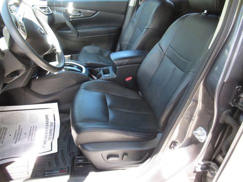 Used 2016 Nissan Rogue SL w/ SL Premium Package AWD/4WD image 19