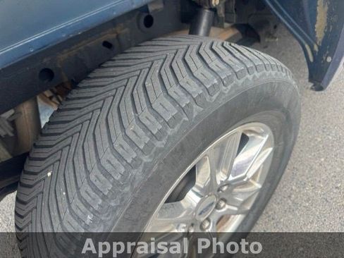 Used 2016 Ford F150 XLT w/ Equipment Group 302A Luxury RWD image 3