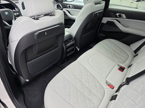 Certified 2024 BMW X5 xDrive40i w/ Premium Package image 15