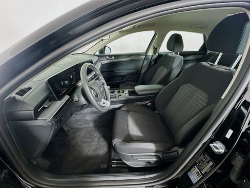 Used 2025 Kia K5 LXS image 13