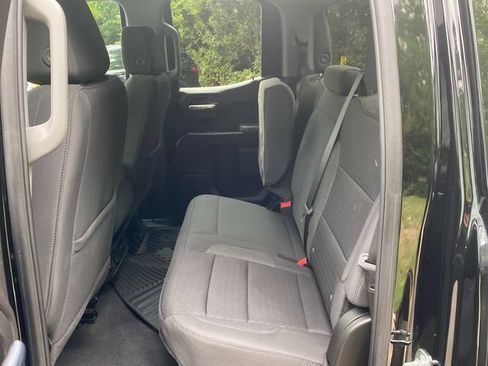 Used 2024 Chevrolet Silverado 1500 Custom RWD image 9
