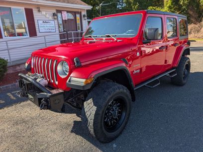 Used 2018 Jeep Wrangler Unlimited Sahara w/ Uconnect 4C Nav & Sound Group