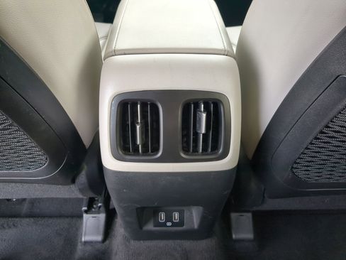 Used 2024 Hyundai Tucson Limited image 30