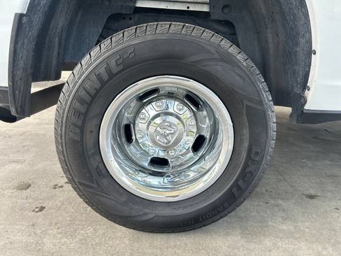 Used 2024 RAM 3500 Big Horn AWD/4WD image 23