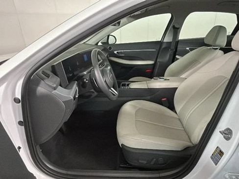Certified 2026 Hyundai Sonata SEL FWD image 11