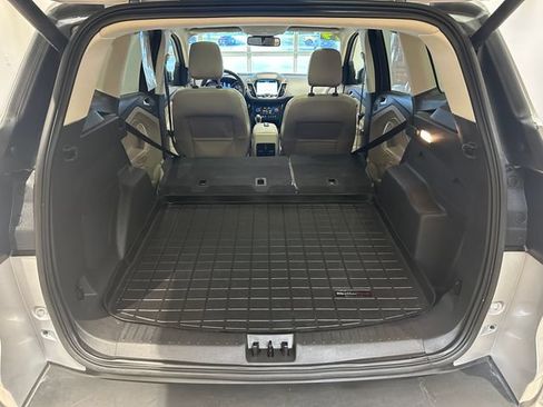 Used 2019 Ford Escape Titanium AWD/4WD image 21