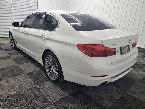 Used 2017 BMW 530i xDrive AWD/4WD image 10