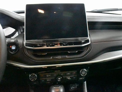 Used 2024 Jeep Compass Trailhawk image 21