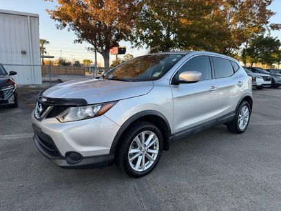 Used 2018 Nissan Rogue Sport S w/ S Appearance Package