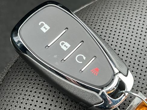 New 2026 Chevrolet Trax RS w/ Driver Confidence Package image 27