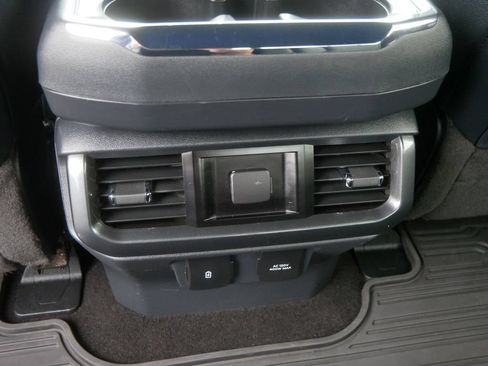 Used 2022 Ford F150 Lariat AWD/4WD image 22