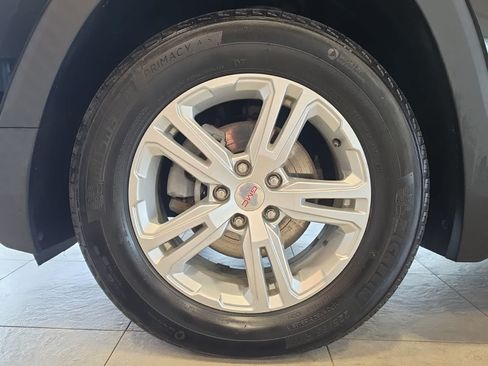 Used 2020 GMC Terrain SLE w/ Driver Convenience Package FWD image 13