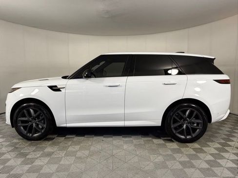New 2025 Land Rover Range Rover Sport Dynamic SE image 3