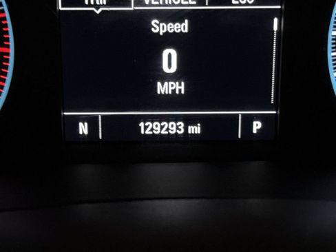 Used 2019 Chevrolet Traverse LS FWD image 13