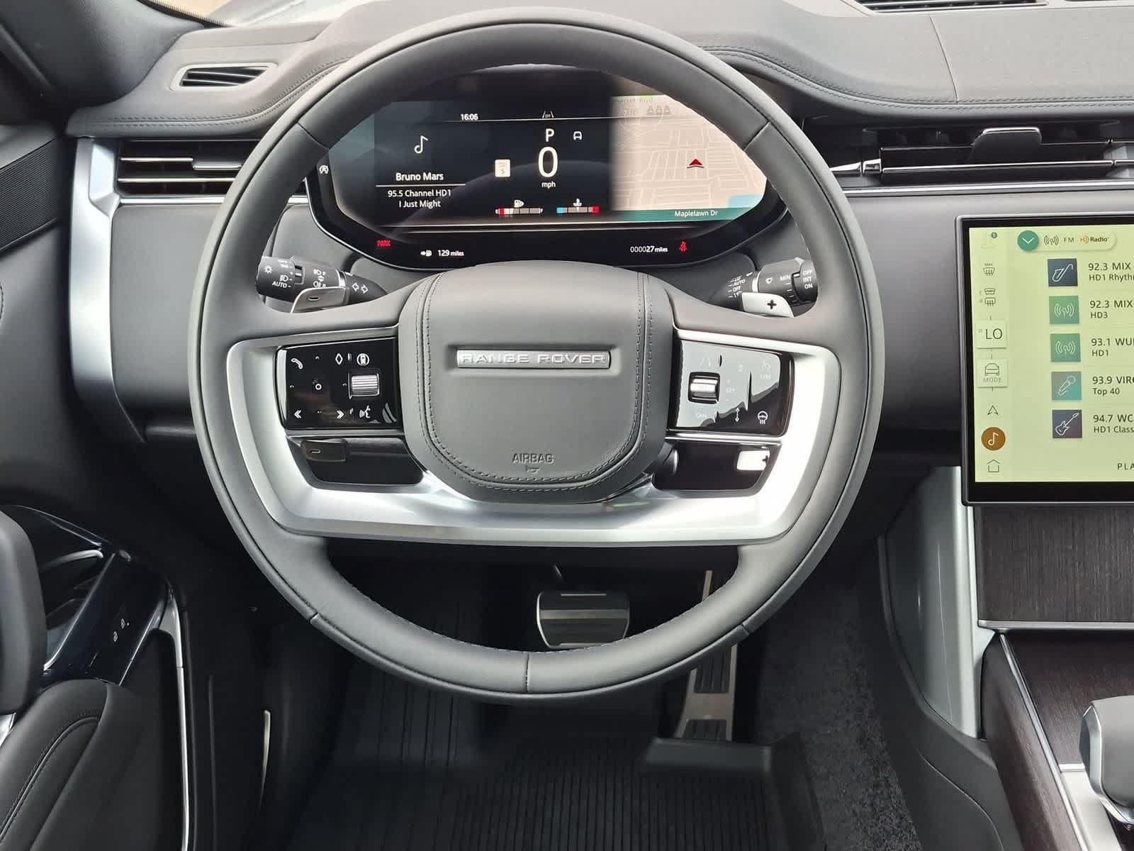 New 2026 Land Rover Range Rover SE AWD/4WD image 23