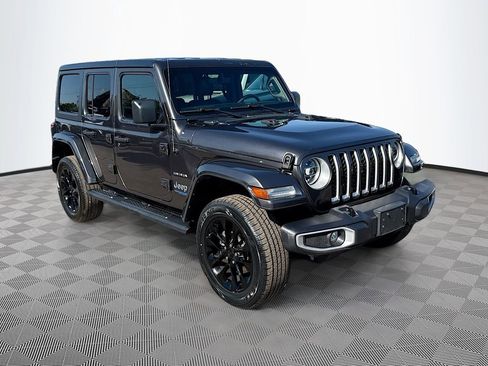 Used 2021 Jeep Wrangler Unlimited Sahara w/ Cold Weather Group image 4