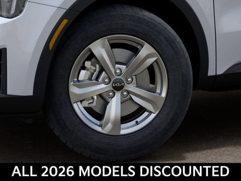 New 2026 Kia Sorento LX FWD image 9