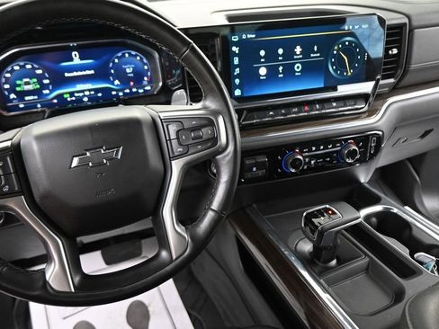 Used 2024 Chevrolet Silverado 1500 RST w/ Redline Edition AWD/4WD image 40