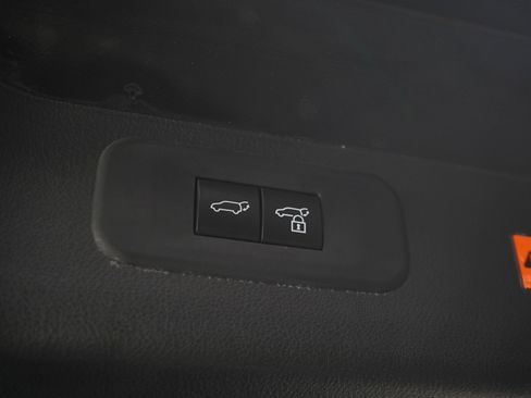 Used 2024 Lexus TX 500h AWD image 11
