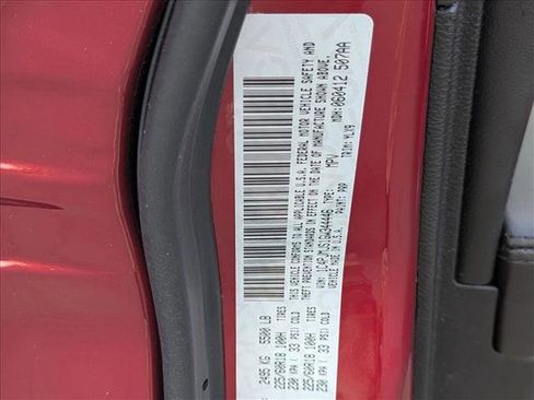 Used 2016 Jeep Cherokee Overland w/ Technology Group image 24