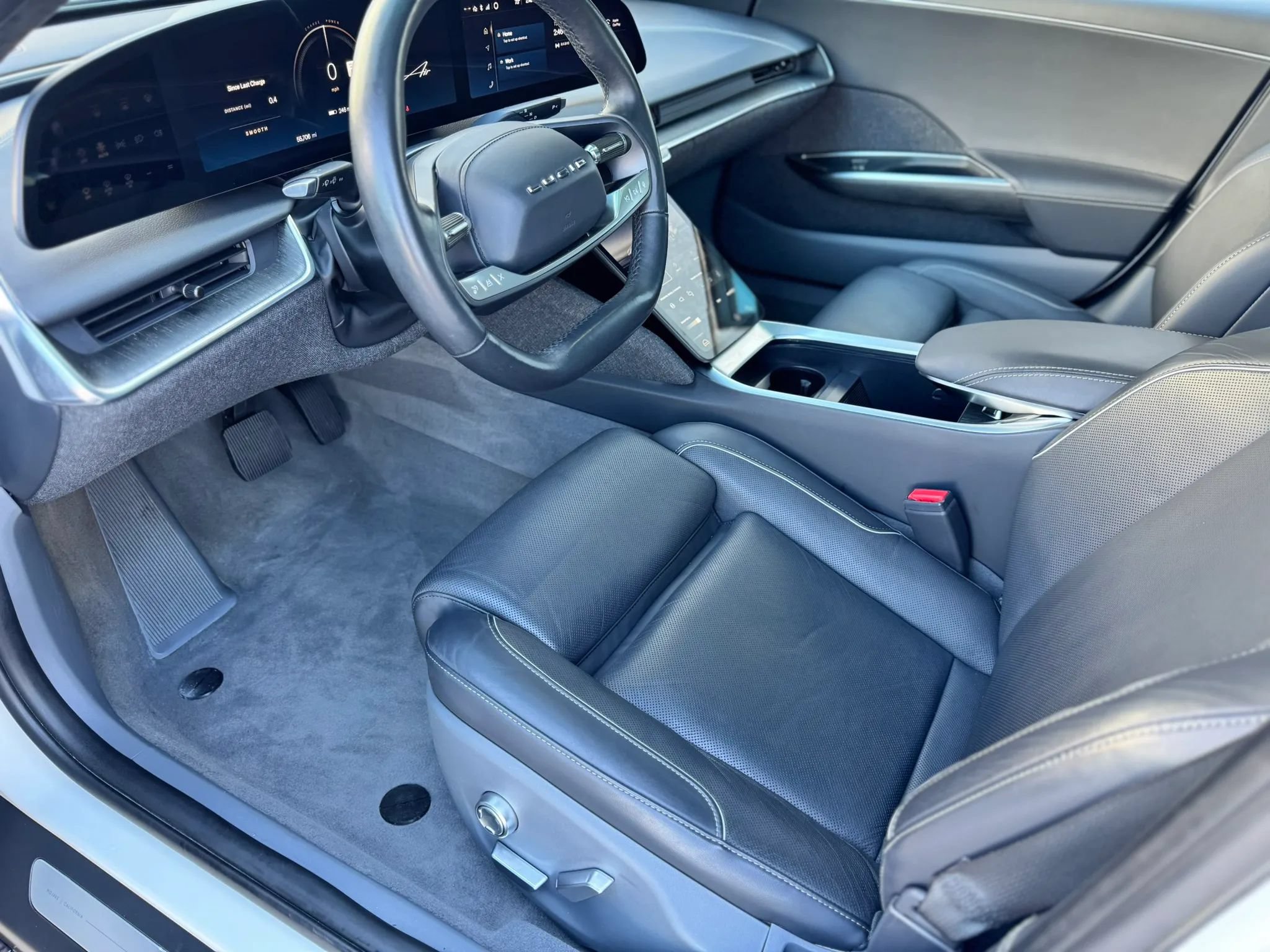 Used 2023 Lucid Air Touring AWD/4WD image 9