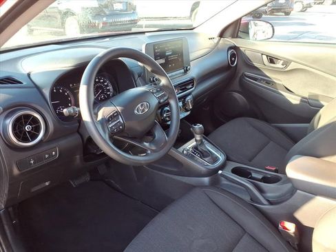 Used 2023 Hyundai Kona SEL image 8