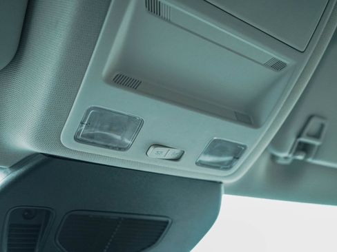 Used 2022 Ford Escape SE image 16