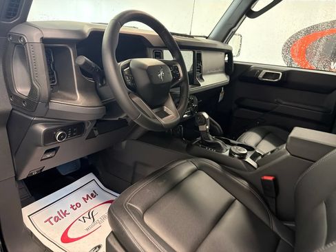 New 2026 Ford Bronco Badlands w/ Sasquatch Package AWD/4WD image 11