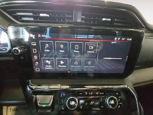 Used 2023 GMC Sierra 1500 AT4 w/ Technology Package AWD/4WD image 15