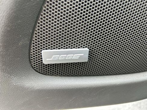 Used 2017 Chevrolet Malibu Hybrid w/ Leather Package image 11