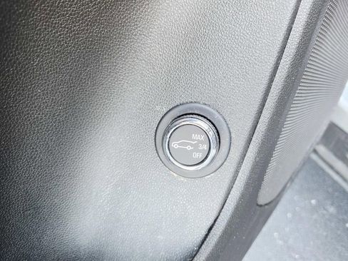 Used 2024 Chevrolet Blazer LT w/ Convenience Package image 35