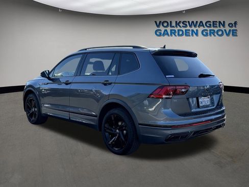 Used 2024 Volkswagen Tiguan SE R-Line image 5