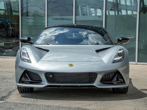 New 2025 Lotus Emira image 6