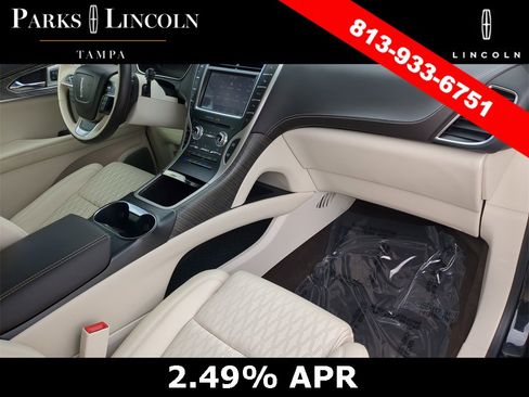 Used 2020 Lincoln Nautilus Black Label w/ Class II Trailer Tow Package image 12