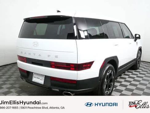 New 2025 Hyundai Santa Fe SE image 3