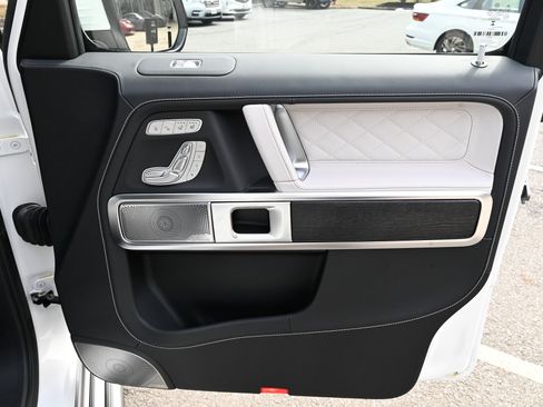 Used 2024 Mercedes-Benz G 550 G 550 image 57