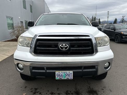 Used 2010 Toyota Tundra 4x4 CrewMax image 7